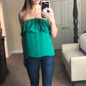 🌸2 for $20🌸 Green Ruffle Strapless Top